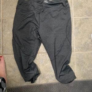 Grey athletic leggings
